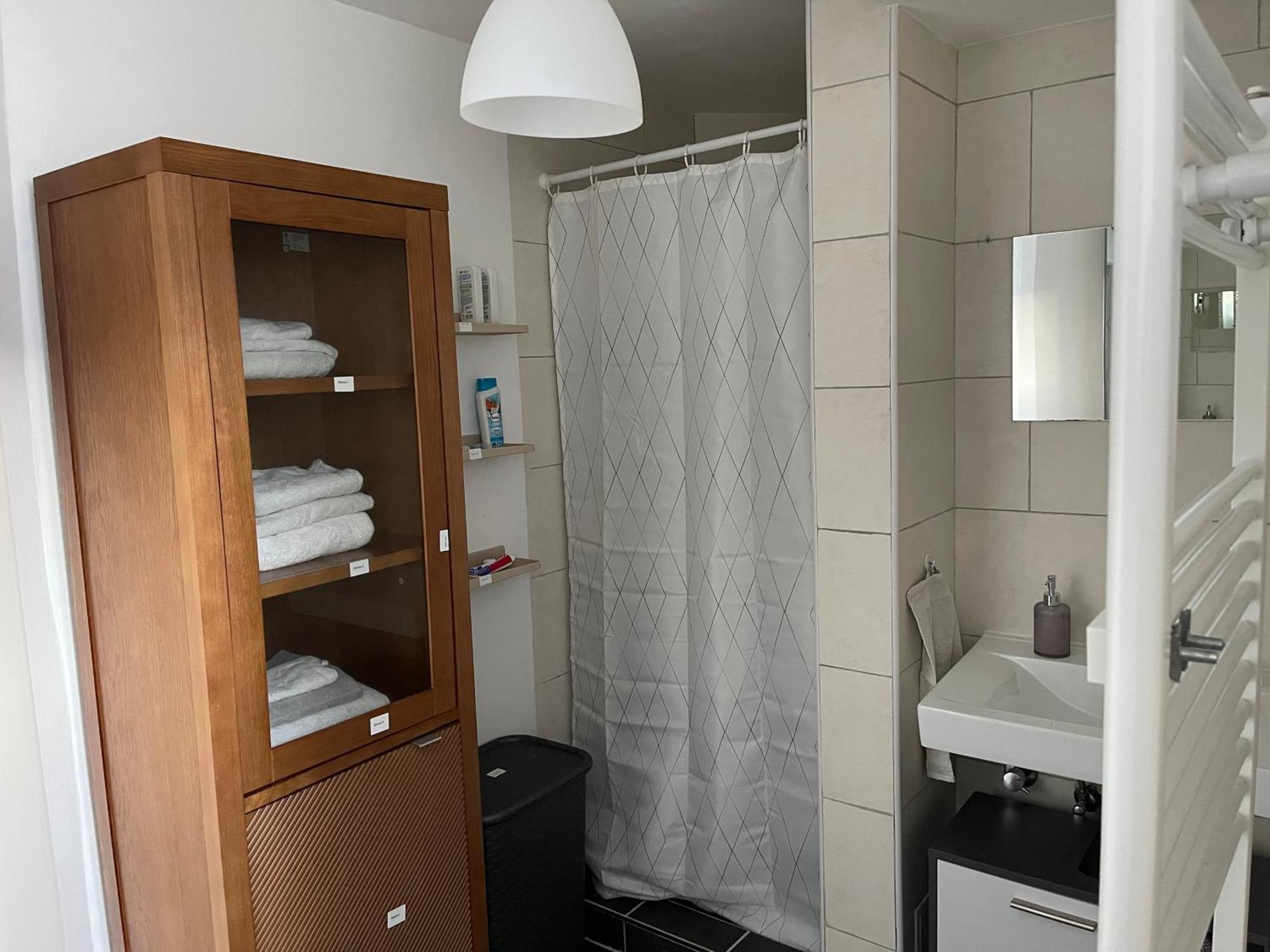 Bequemes Einzelzimmer Im Herzen Von Kassel Dış mekan fotoğraf
